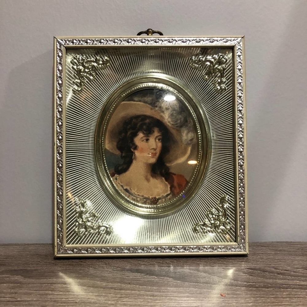 FRENCH Provincial Art Victorian Lady Framed Shadow Box Picture Silver